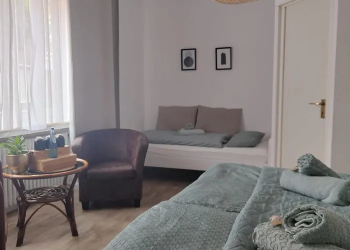 - 게스트하우스 *